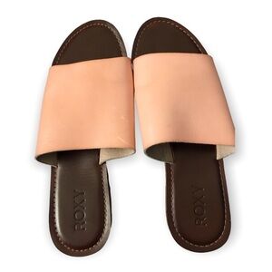 3/$15 Roxy peach slides/ flat sandals